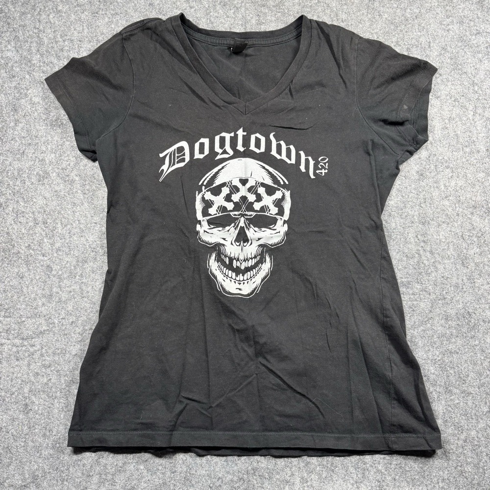 District‎ Made Dogtown 420 T-shirt Womens M Black Skull "Get Ready For the D"
